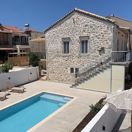 Mangata Suites Homes With Private Pools Spartokhórion Eksteriør bilde