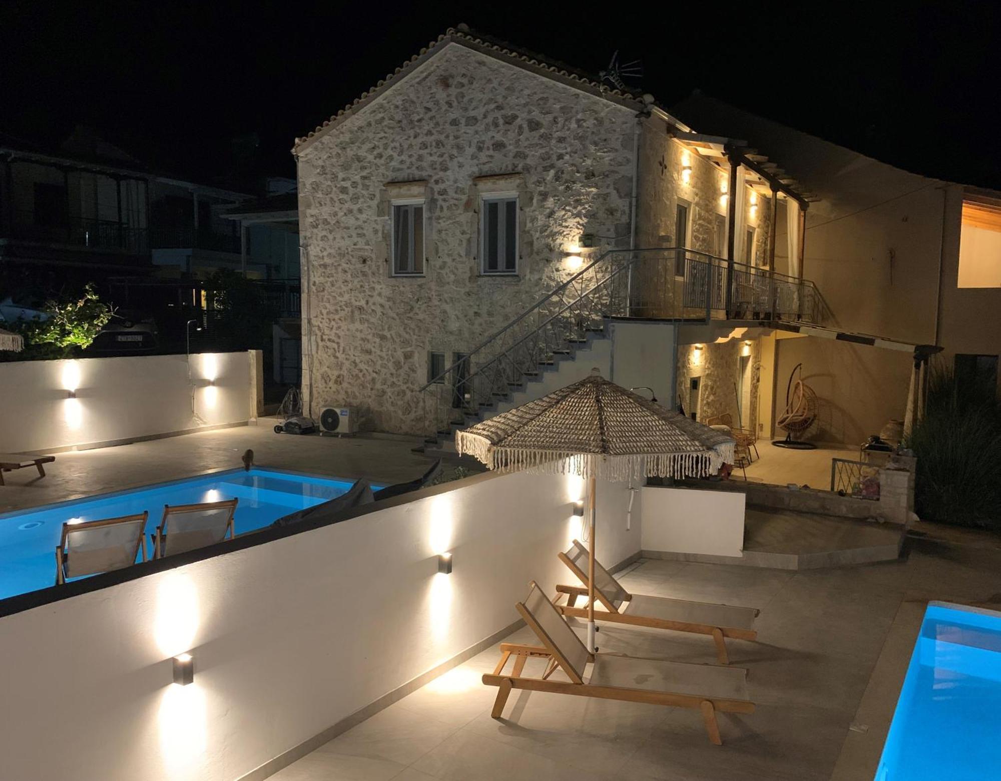Mangata Suites Homes With Private Pools Spartokhórion Eksteriør bilde